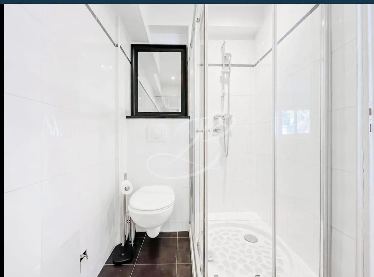 Apartment Tres Beau Studio Centre Cannes, 600M De La Croisette